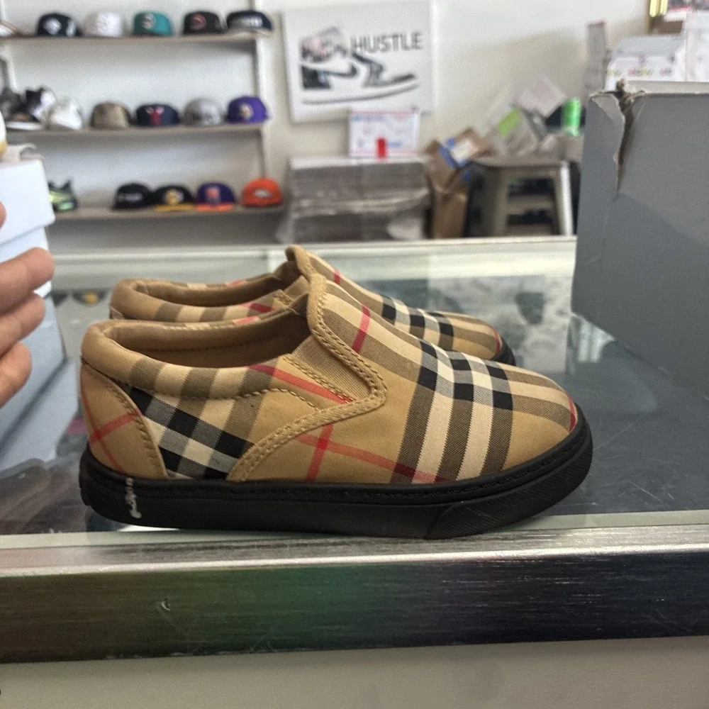 Burberry Kids Canvas Slip On Loafer Shoes Beige Check EU 27 US 10.5